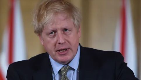 英国首相宣布学校停课，取消今年高考