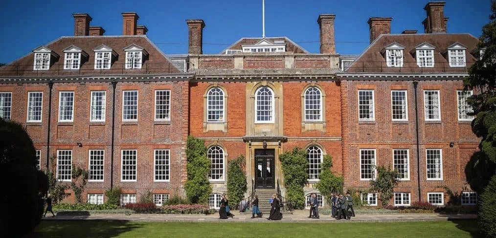 英国低龄留学成功案例，英国顶尖私校的offer莫尔堡公学