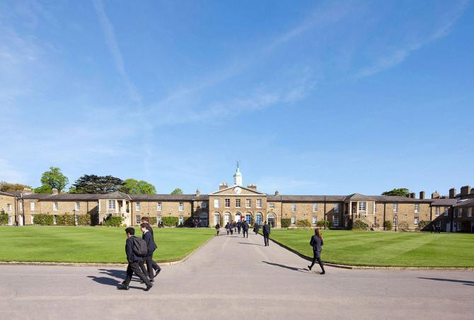 英国私校IB前十Haileybury School 哈利伯瑞中学