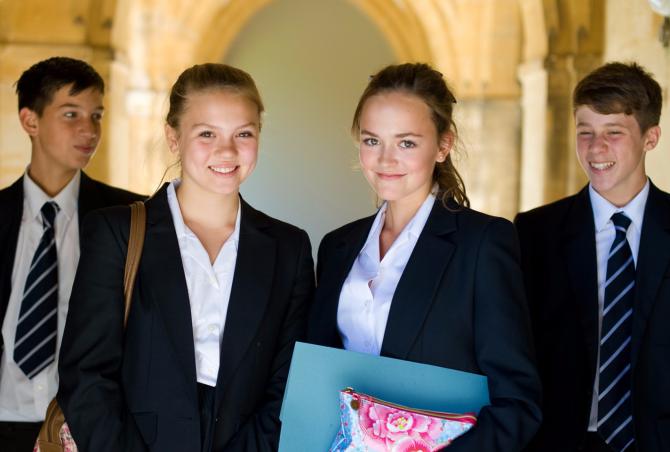 英国最美私校之一Lancing College 蓝星中学